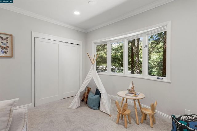 3575 Springhill Rd, Lafayette, CA 94549