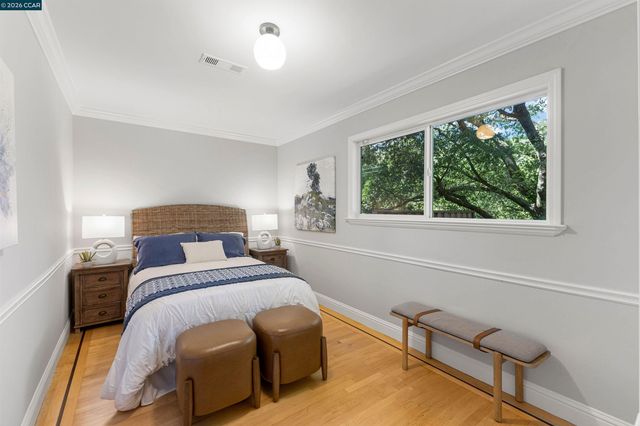3575 Springhill Rd, Lafayette, CA 94549