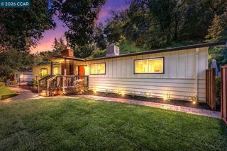 3575 Springhill Rd, Lafayette, CA 94549