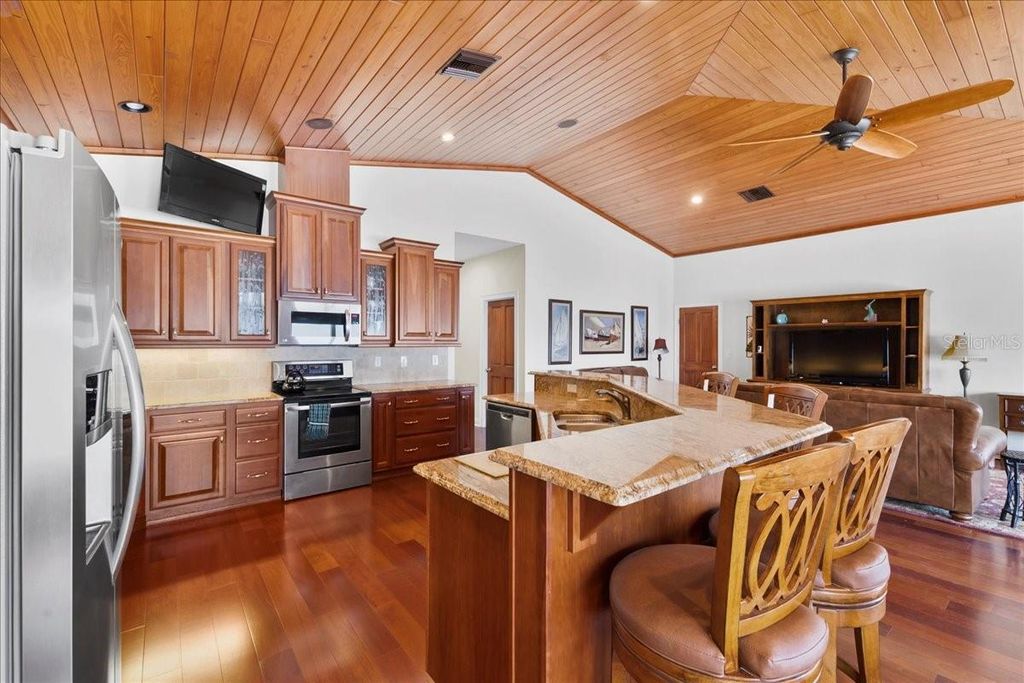 Image 14 of property listing at 5609 S ATLANTIC AVENUE, New Smyrna Beach, FL 32169