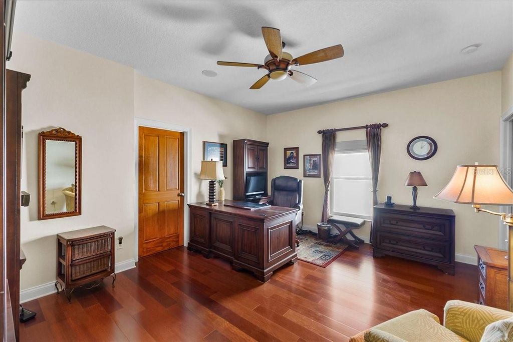 Image 19 of property listing at 5609 S ATLANTIC AVENUE, New Smyrna Beach, FL 32169