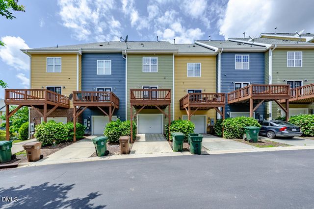 128 Dove Cottage Lane, Cary, NC 27519