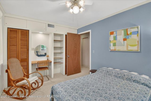 825 Oakwood Drive, East Lansing, MI 48823