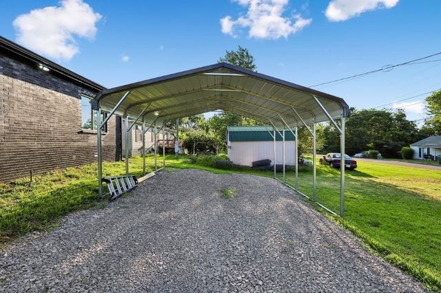 927 Fisher St, Lewisburg, TN 37091