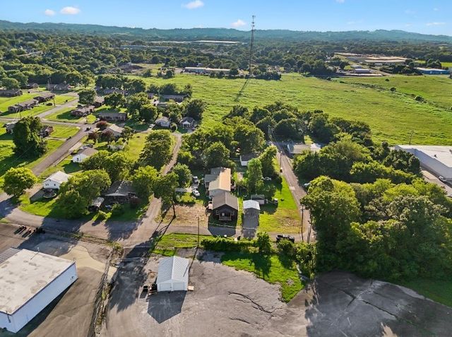 927 Fisher St, Lewisburg, TN 37091