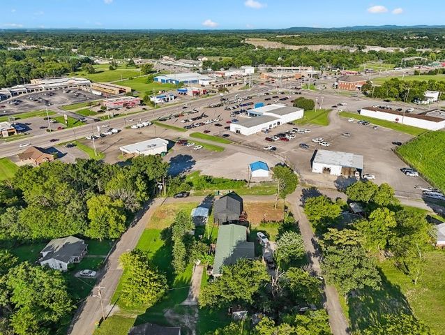 927 Fisher St, Lewisburg, TN 37091