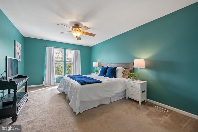 23 EQUESTRIAN DR, Burlington, NJ 08016