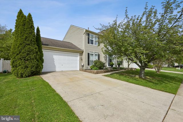 23 EQUESTRIAN DR, Burlington, NJ 08016