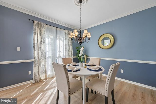 23 EQUESTRIAN DR, Burlington, NJ 08016