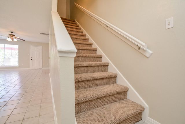 516 Birdsong Drive, League City, TX 77573