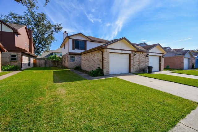 516 Birdsong Drive, League City, TX 77573