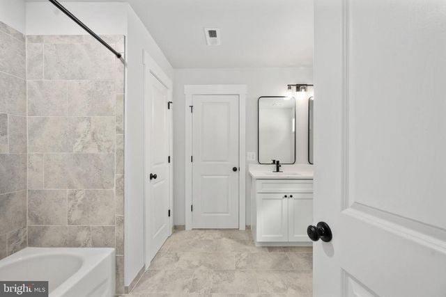 11204 HONOR BRIDGE FARM PLACE PL, Spotsylvania, VA 22551