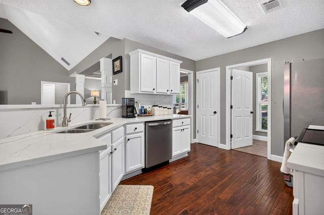 32 Meadows Creek Lane, Senoia, GA 30276