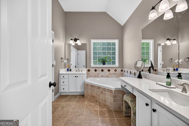 32 Meadows Creek Lane, Senoia, GA 30276