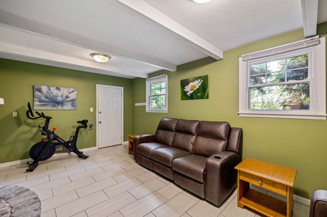 3207 Maish Avenue, Des Moines, IA 50321