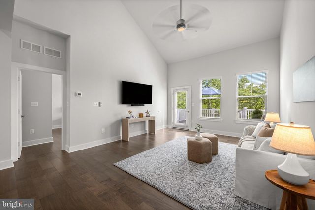 2812 TOWN VIEW CIR, New Windsor, MD 21776