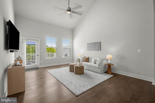 2812 TOWN VIEW CIR, New Windsor, MD 21776
