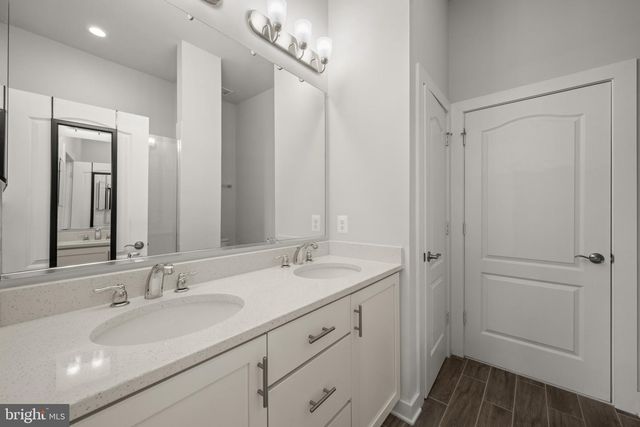 2812 TOWN VIEW CIR, New Windsor, MD 21776
