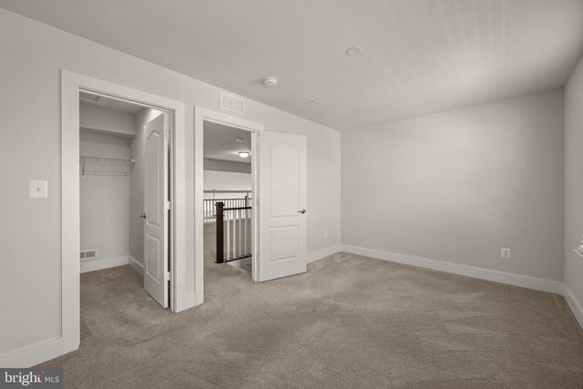 2812 TOWN VIEW CIR, New Windsor, MD 21776