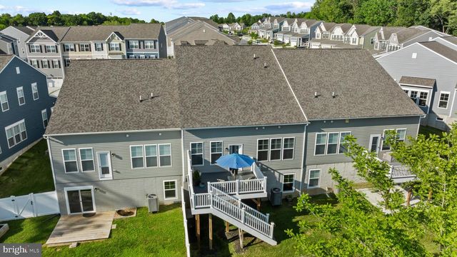 2812 TOWN VIEW CIR, New Windsor, MD 21776