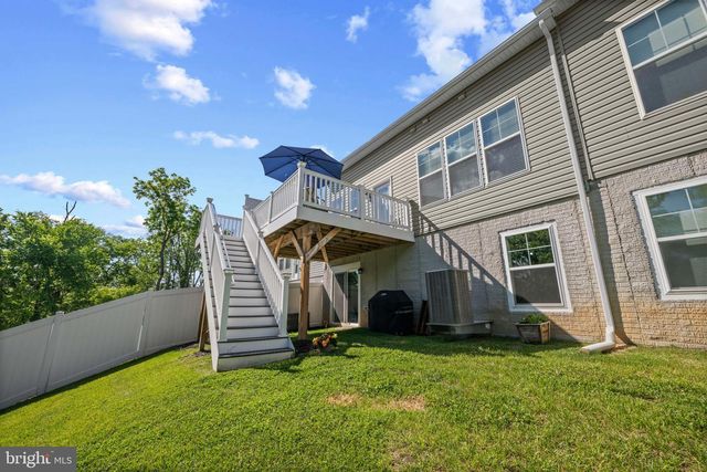 2812 TOWN VIEW CIR, New Windsor, MD 21776