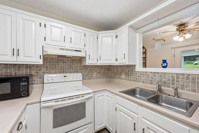 344 VT RT 15, Cambridge, VT 05444
