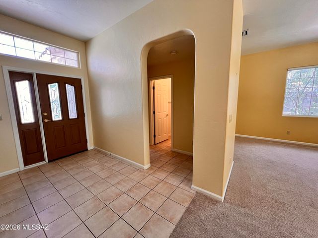 1427 W Cathedral Way, Tucson, AZ 85737