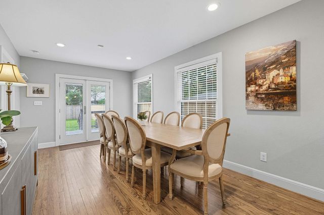 5400 Sunshine DR, Austin, TX 78756