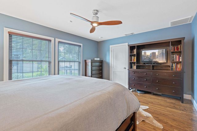 5400 Sunshine DR, Austin, TX 78756