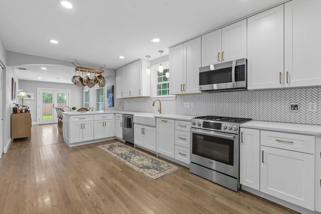 5400 Sunshine DR, Austin, TX 78756