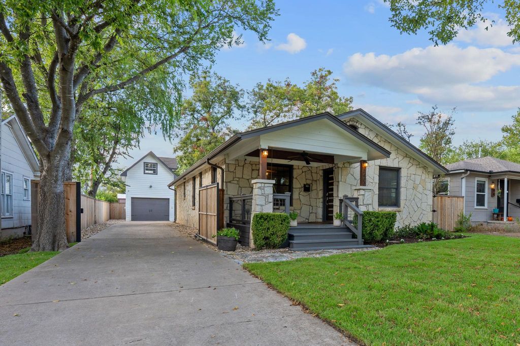 5400 Sunshine DR, Austin, TX 78756