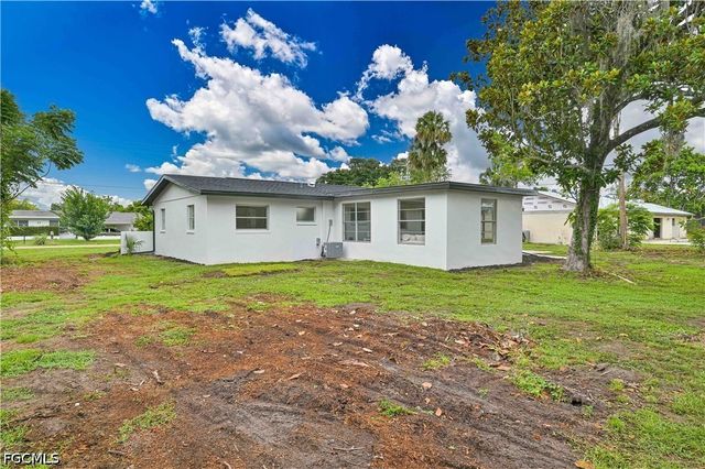 26 Maple AVE N, Lehigh Acres, FL 33936