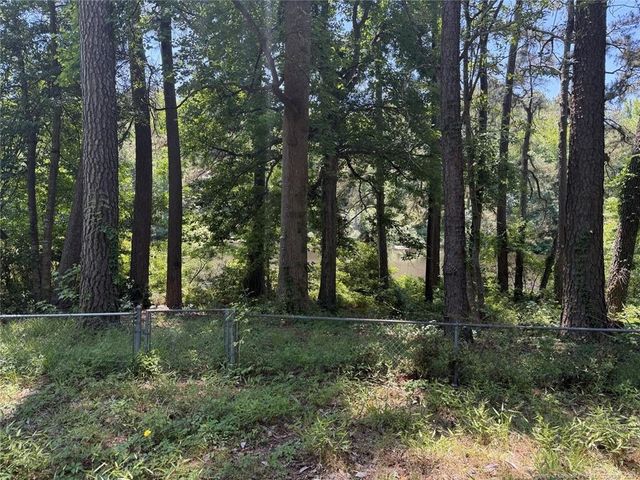 1404 Valencia Drive, Fayetteville, NC 28303