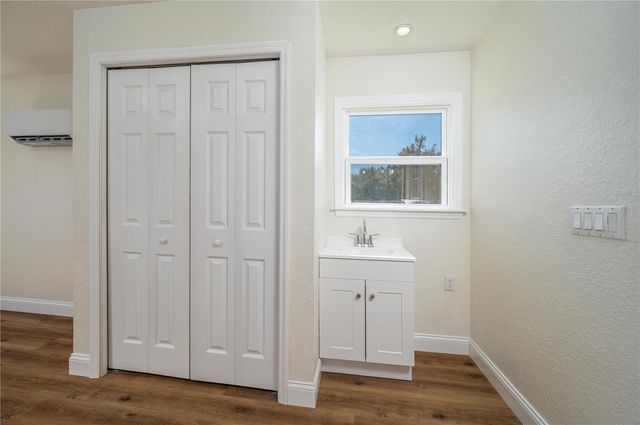 518 3RD ST NE, Fort Meade, FL 33841