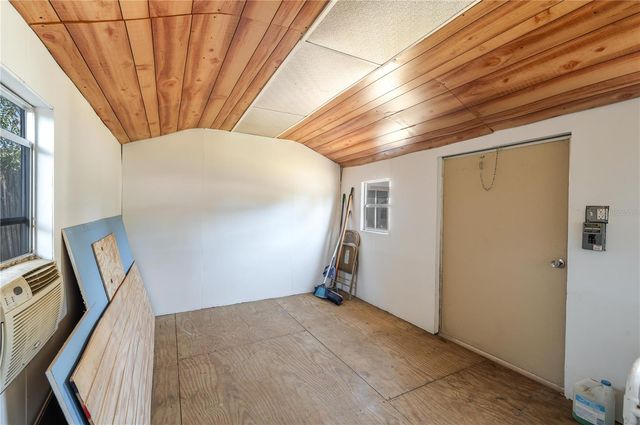 518 3RD ST NE, Fort Meade, FL 33841