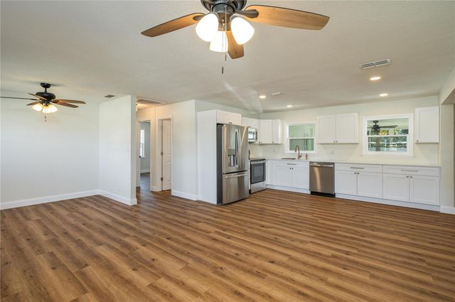 518 3RD ST NE, Fort Meade, FL 33841