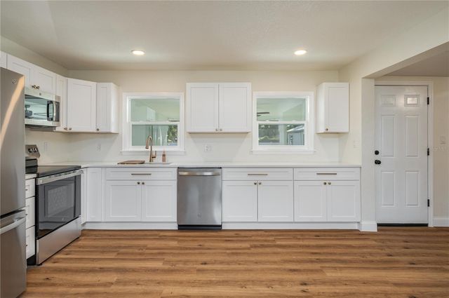 518 3RD ST NE, Fort Meade, FL 33841