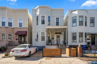 215 Dodd Street 1, Weehawken, NJ 07086