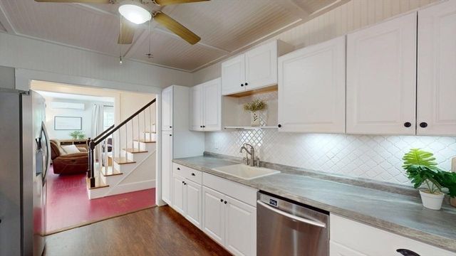 690 Taunton Ave, Seekonk, MA 02771