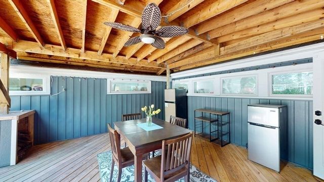 690 Taunton Ave, Seekonk, MA 02771