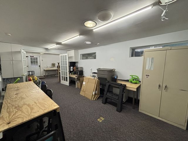 690 Taunton Ave, Seekonk, MA 02771
