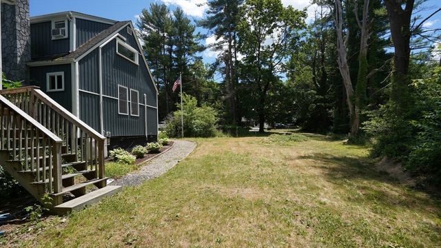 690 Taunton Ave, Seekonk, MA 02771