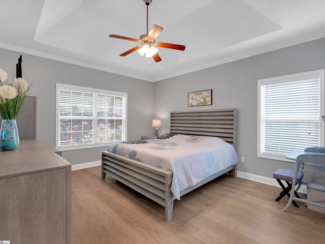 305 Glencrest Court, Greer, SC 29650