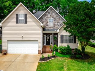 305 Glencrest Court, Greer, SC 29650