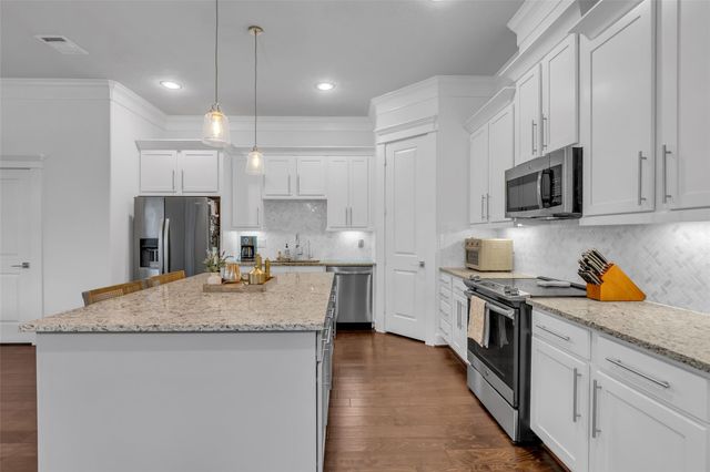 5740 Petty Street B, Houston, TX 77007