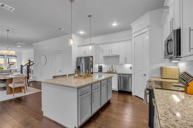 5740 Petty Street B, Houston, TX 77007