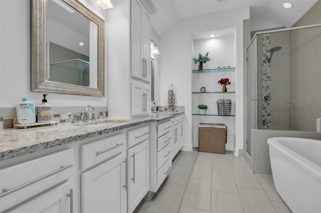 5740 Petty Street B, Houston, TX 77007