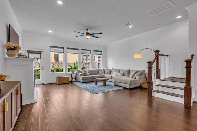 5740 Petty Street B, Houston, TX 77007