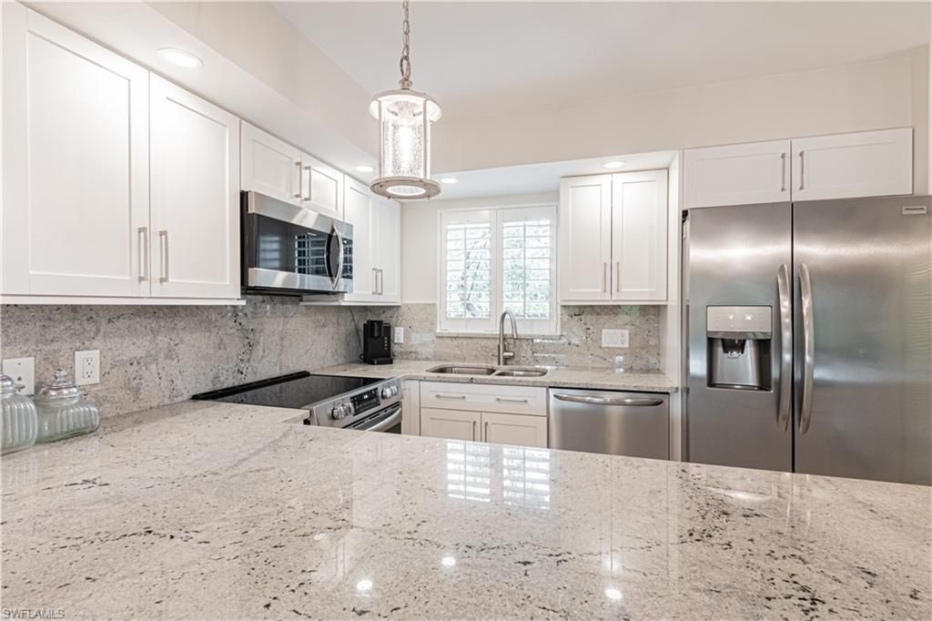 746 Eagle Creek DR W 104, NAPLES, FL 34113 — exterior