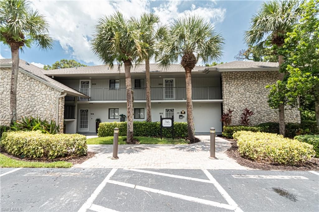 746 Eagle Creek DR W 104, NAPLES, FL 34113 — photo 3